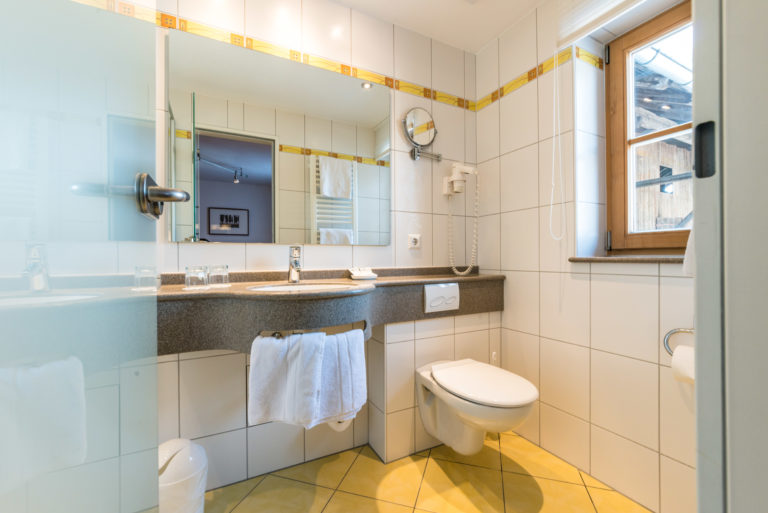 doppelzimmer-bad-2