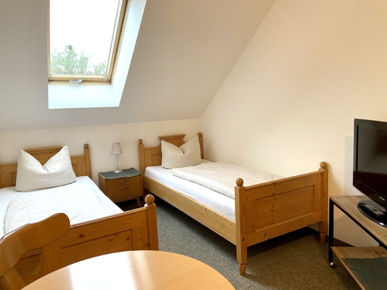 zweibettzimmer-standard-9
